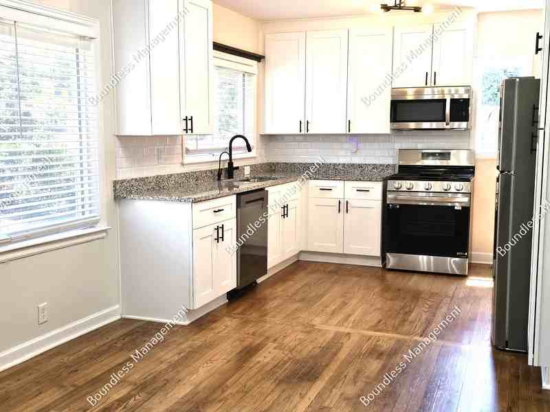 561 Allendale Dr - Photo 4 of 14