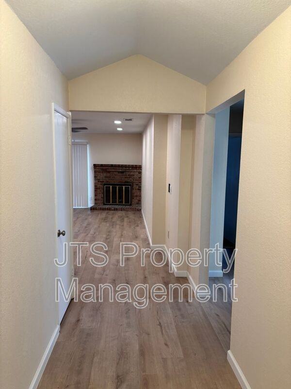 5512 Mike Arthur Ct - Photo 5 of 8
