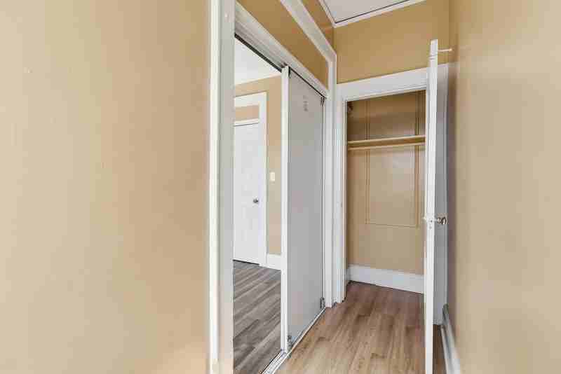 16 Montrose Ter - Photo 5 of 18