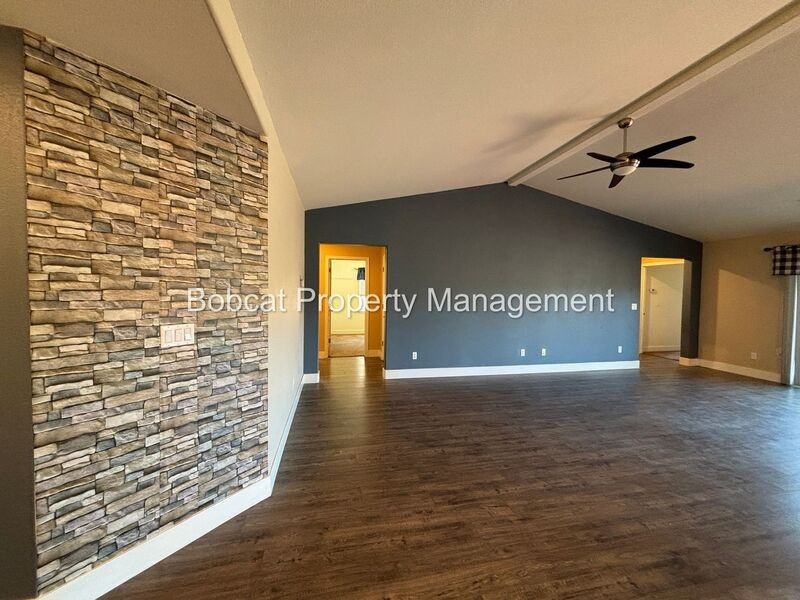 6515 Copper Mountain Dr - Photo 3 of 50