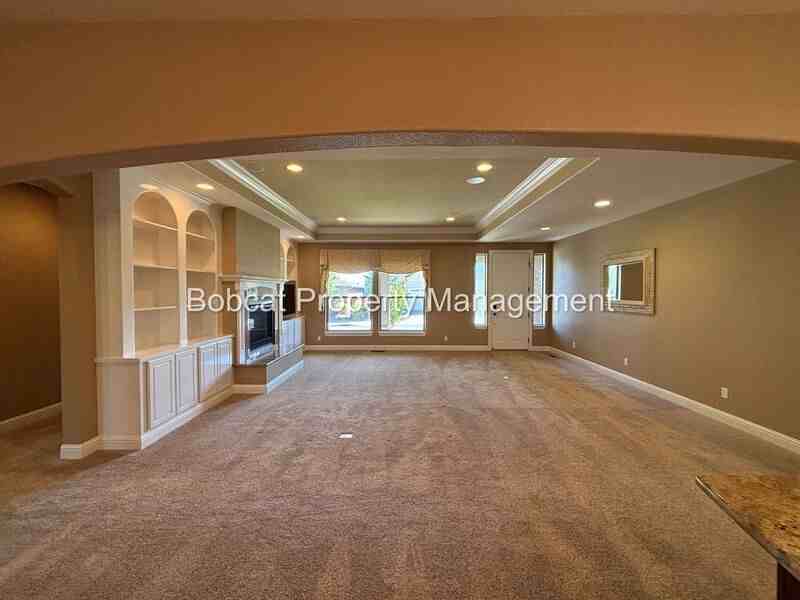 1360 Turner Ct - Photo 5 of 50