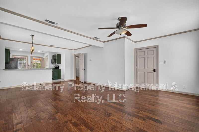 3824 Collinwood Ave - Photo 4 of 23