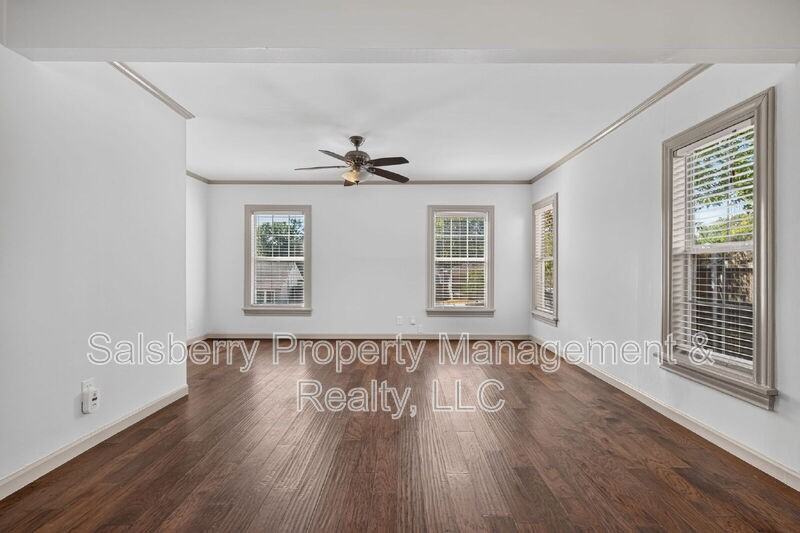 3824 Collinwood Ave - Photo 5 of 23
