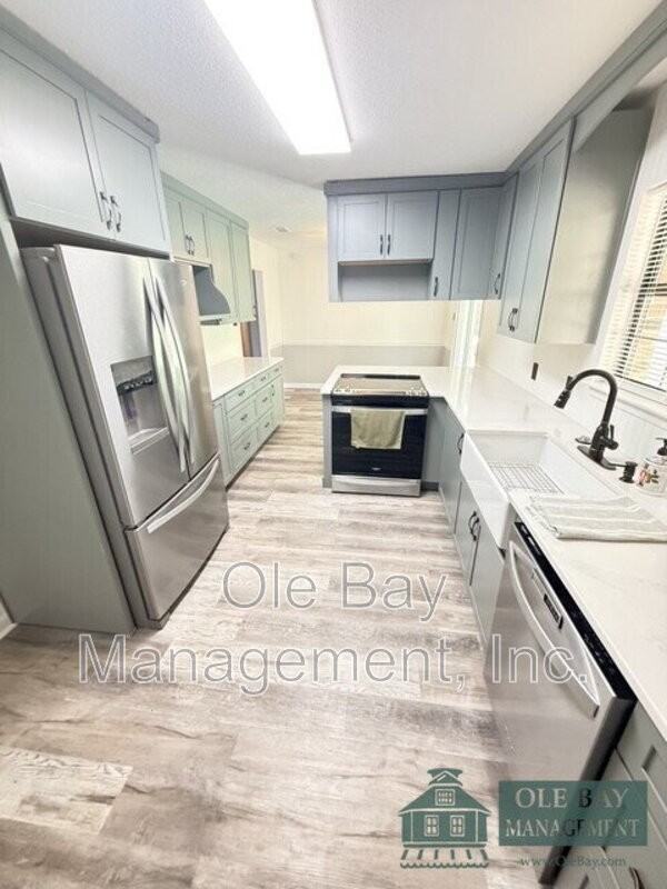 3149 Cottage Ln - Photo 6 of 12