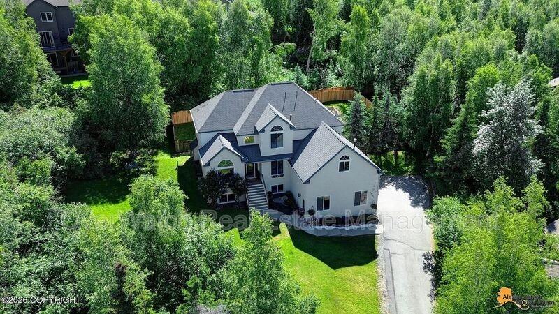 16241 Baugh Cir - Photo 2 of 27