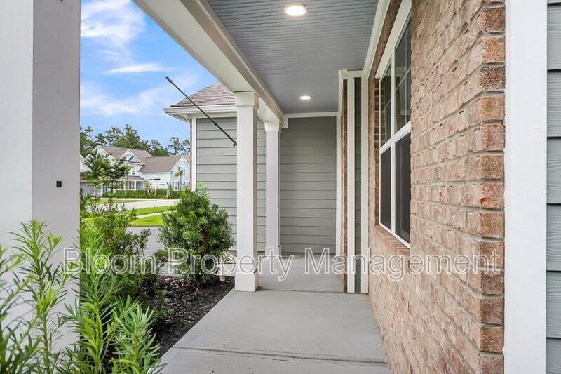 227 Shortmarsh St - Photo 4 of 50