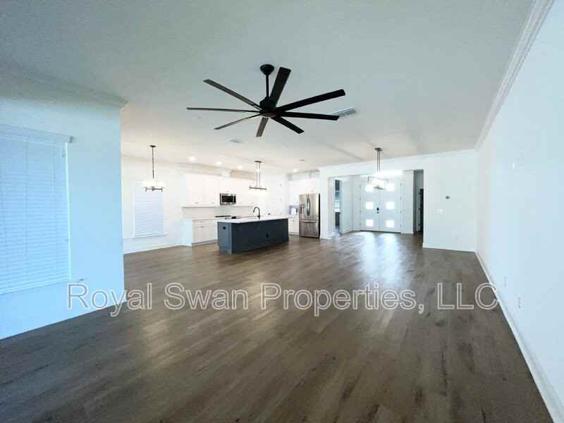 929 Clearview Ave - Photo 5 of 26