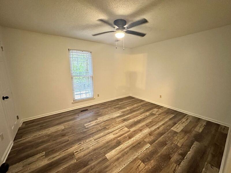 5997 Amber Hills Rd - Photo 5 of 11