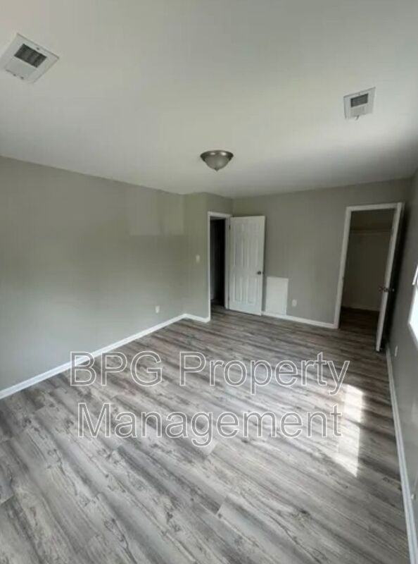 129 Green St #7 - Photo 5 of 14