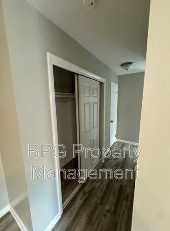129 Green St #7 - Photo 7 of 14