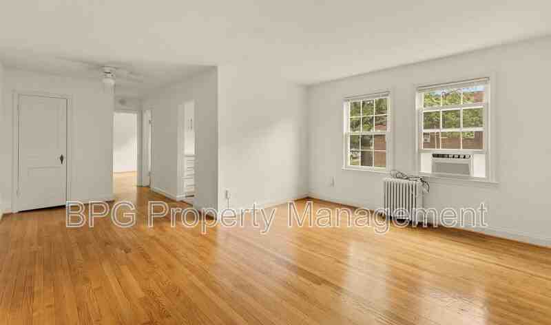 1100 N Kennebec St #1 - Photo 4 of 22