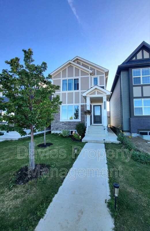 22425 83a Ave Nw #BS