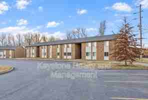 featured image of 225 Clara Dr #2B
