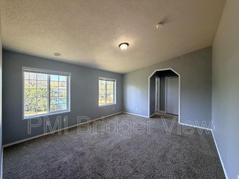 510 S Circle Dr #A - Photo 5 of 21