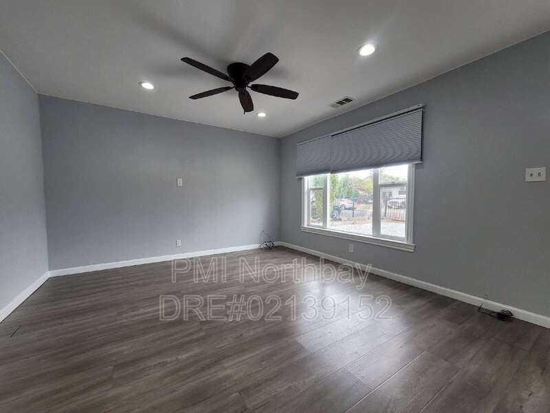 1500 Monroe St - Photo 2 of 12