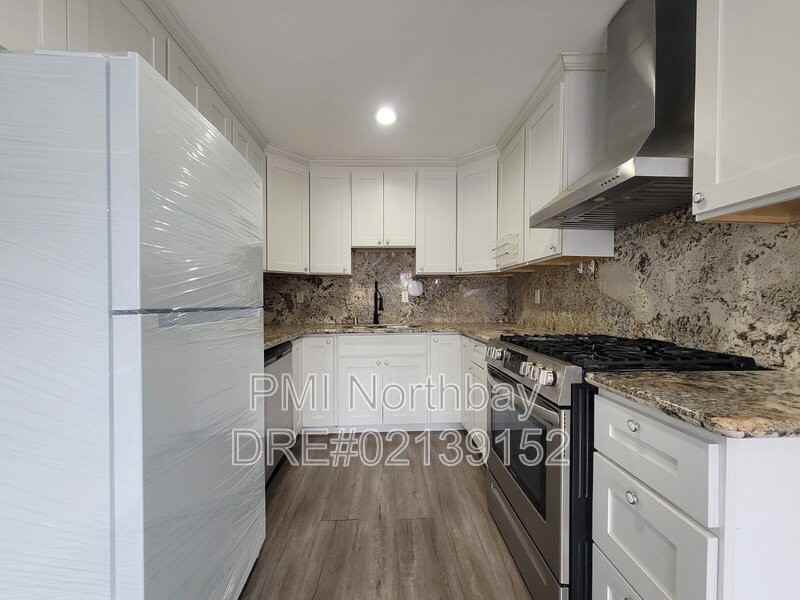 1500 Monroe St - Photo 3 of 12