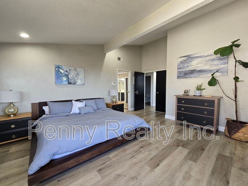 9603 Indian Creek Way - Photo 3 of 50
