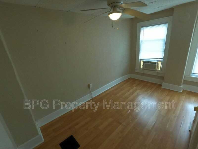 22 W Wolfe St - Photo 7 of 43