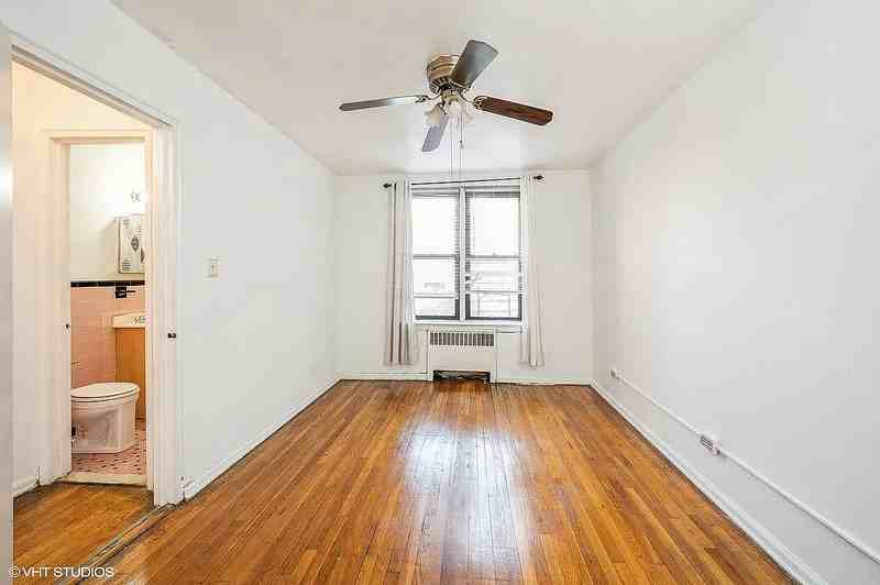 3235 Barker Ave #1E - Photo 7 of 10