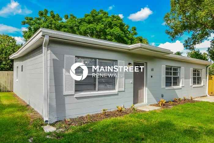 112 Mayfair Cir - Photo 4 of 16