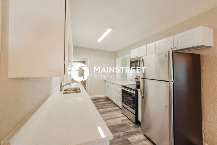 112 Mayfair Cir - Photo 7 of 16
