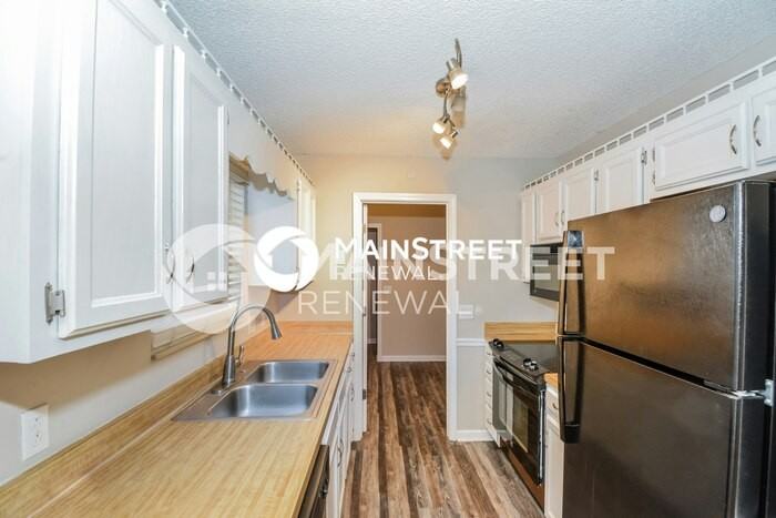 113 Aintree Ct - Photo 6 of 17