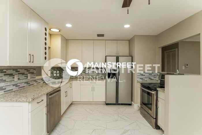 6127 W Amelia St - Photo 7 of 17