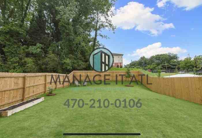 385 Elm St Nw - Photo 2 of 22