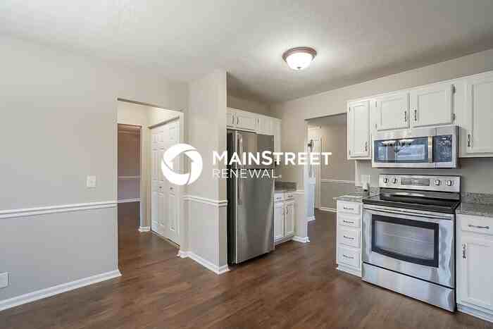 1117 Burlingame Ct - Photo 7 of 15