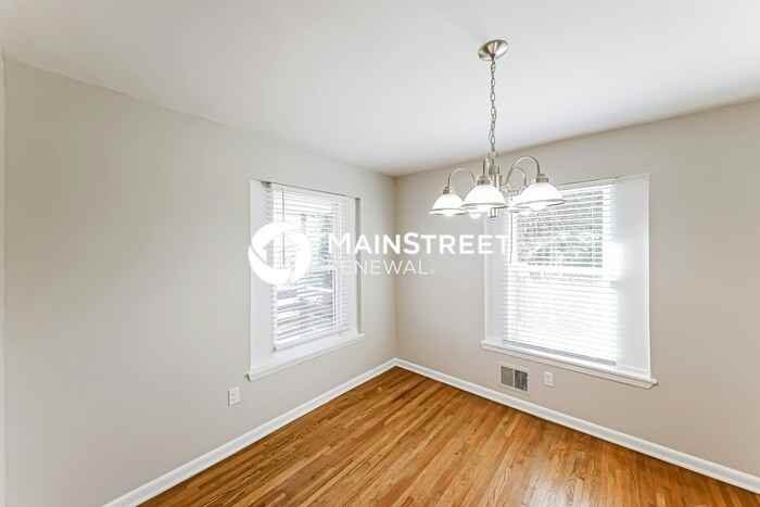4744 Smithfield Dr N - Photo 7 of 17