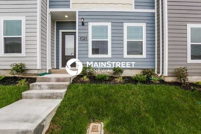 1072 Arlene Dr - Photo 5 of 17