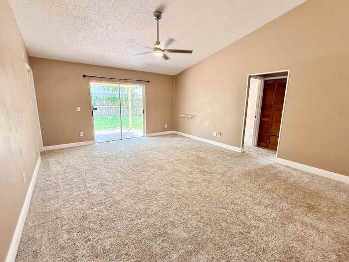 14050 Ithaca Way - Photo 5 of 14