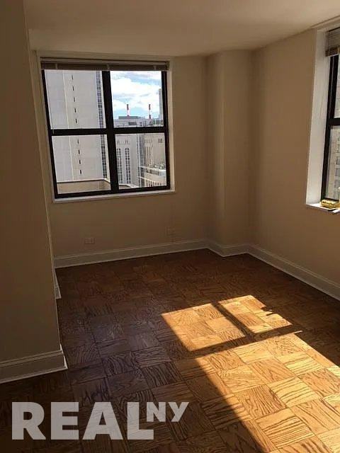 E 71st St #24U - Photo 7 of 11