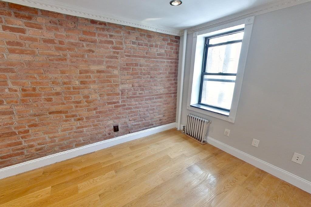 115 Mulberry St #3R - Photo 3 of 4