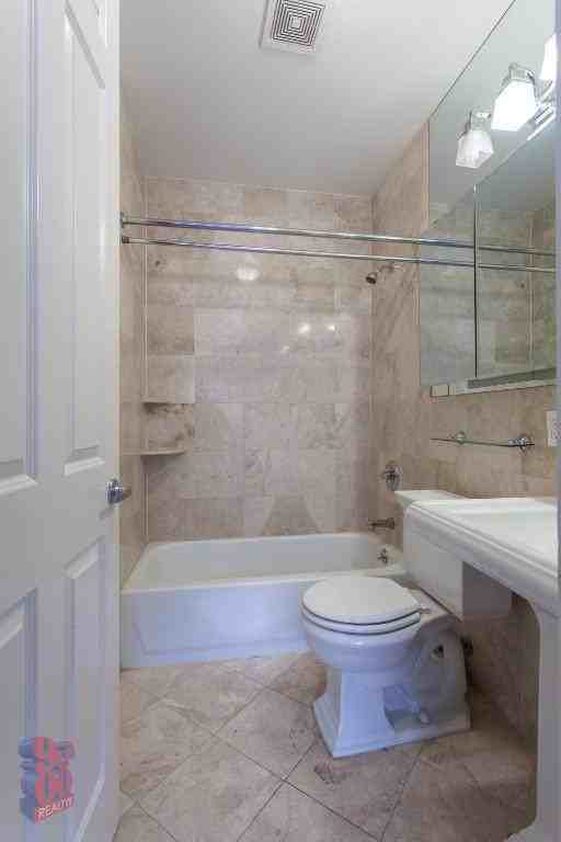410 E 13th St #3AB - Photo 4 of 4
