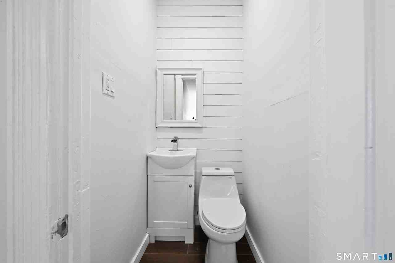 394 Gregory St #4 - Photo 7 of 16