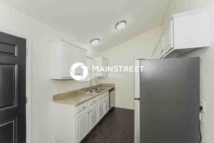 2200 Blue Hampton Ln - Photo 6 of 14