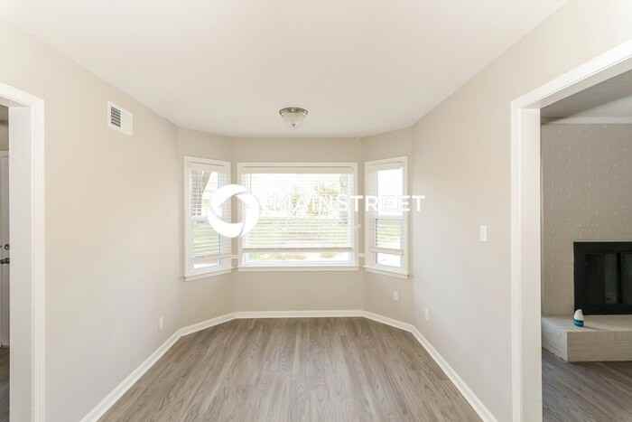 5826 Pebble Beach Ave - Photo 5 of 16