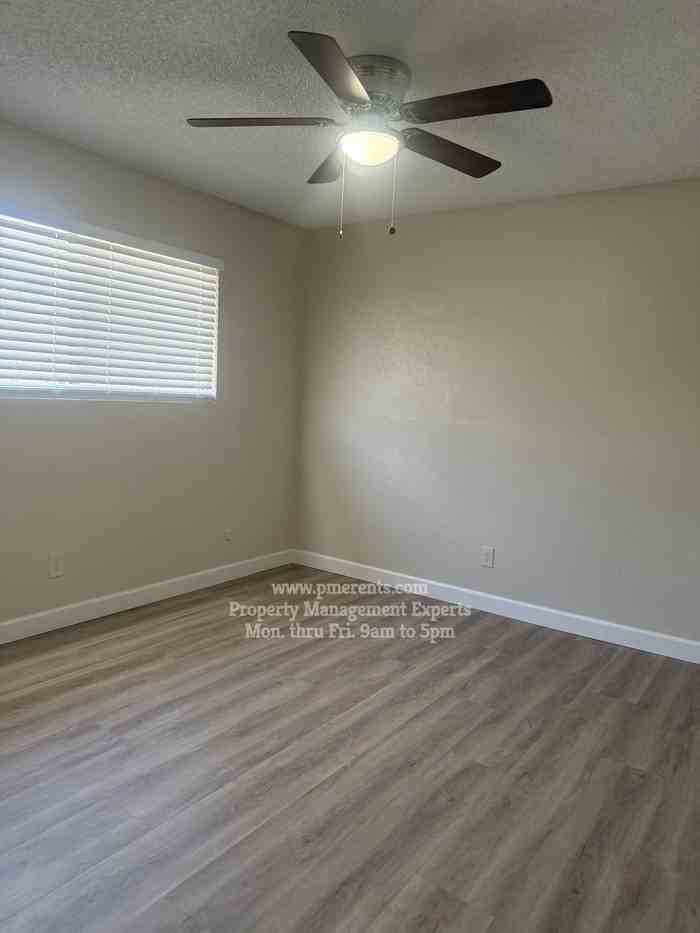 2592 Towery Ct - Photo 3 of 12