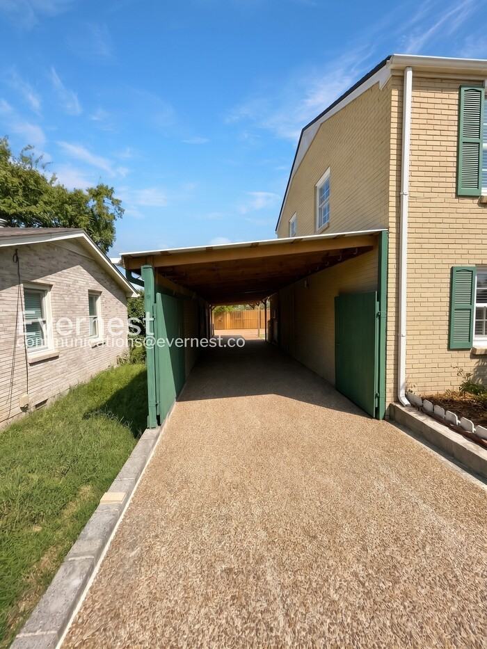 6106 Nashua Ave - Photo 2 of 33