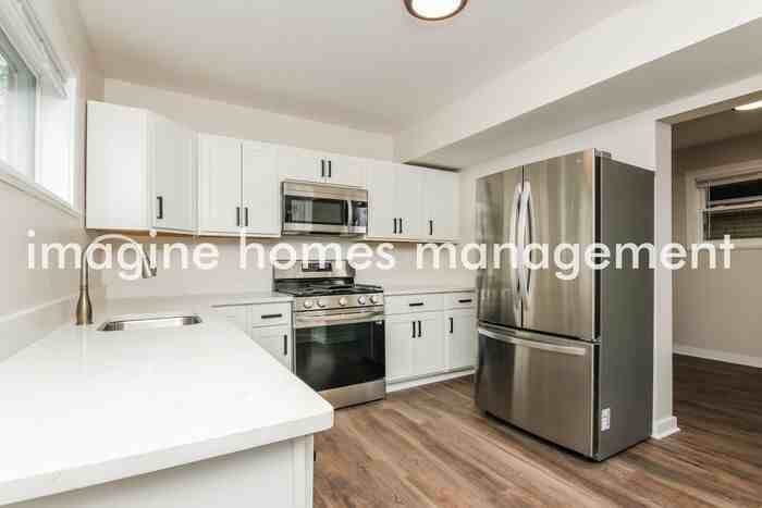 129 Haberman Ave - Photo 4 of 17