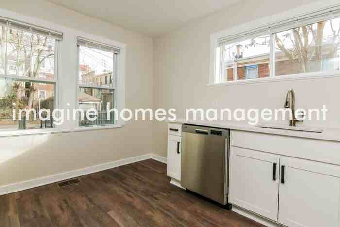 129 Haberman Ave - Photo 5 of 17