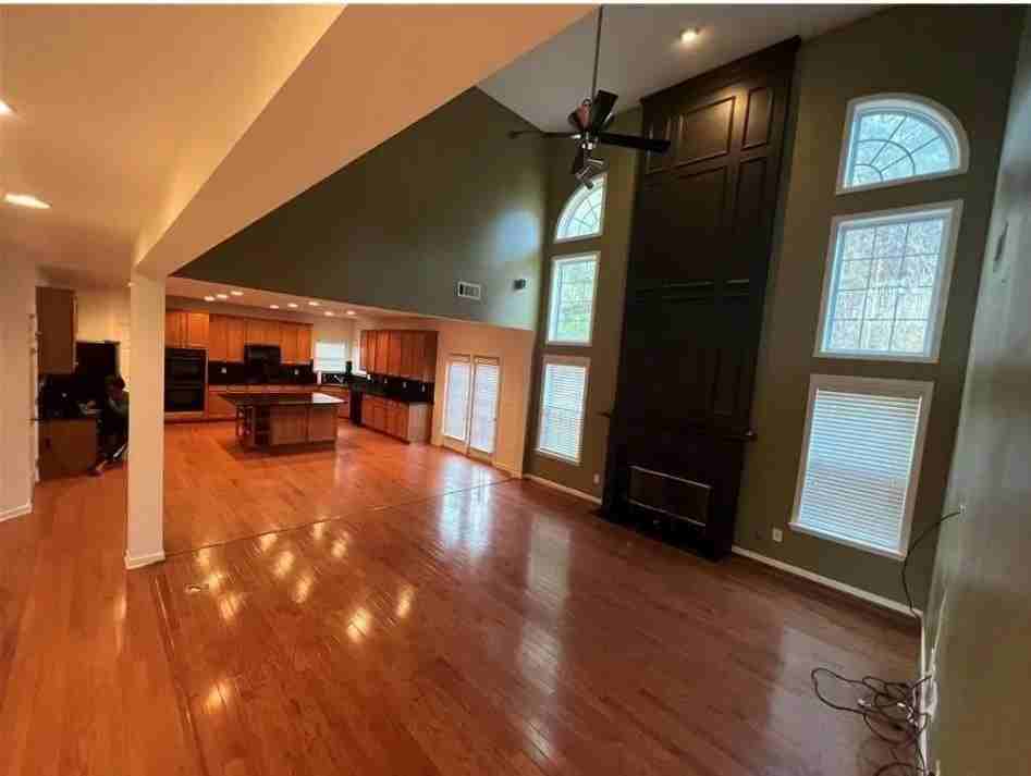 285 Simonton Crest Dr - Photo 2 of 4