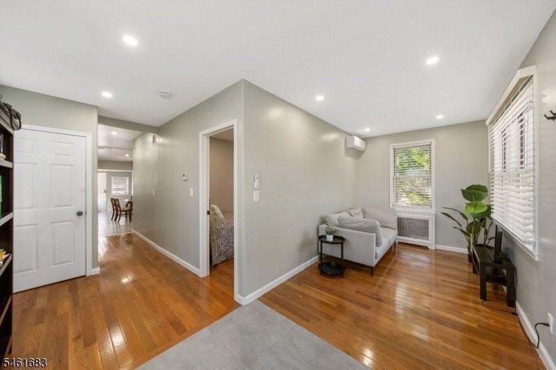 166 Victor St Unit 1 - Photo 2 of 21
