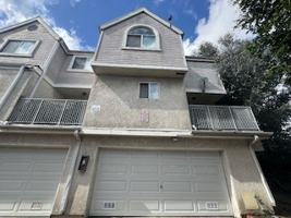 featured image of 641 E 27th St