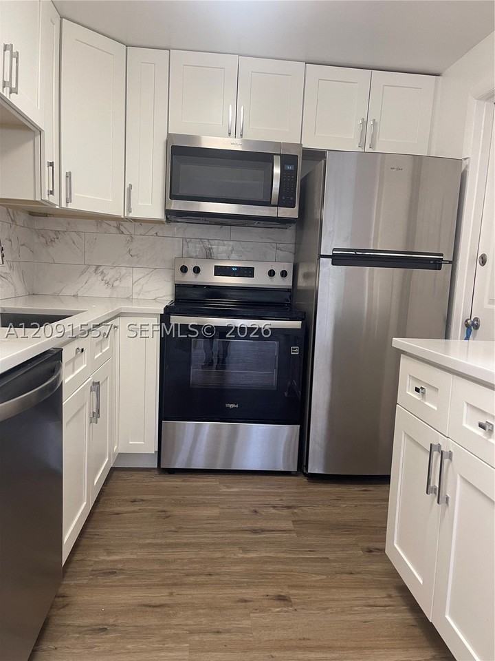 636 Nw 13th St #0230 - Photo 4 of 20
