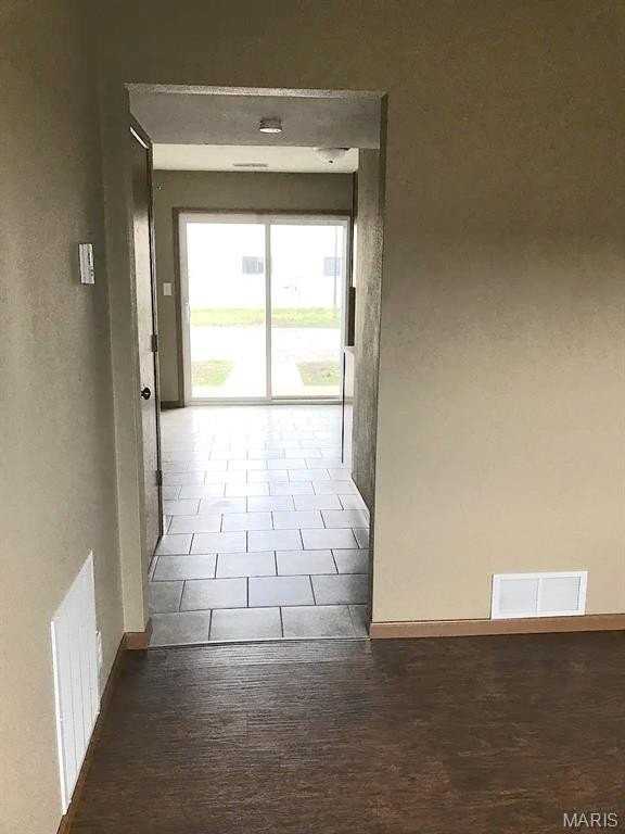 18 Sarpy Rd #D - Photo 2 of 14
