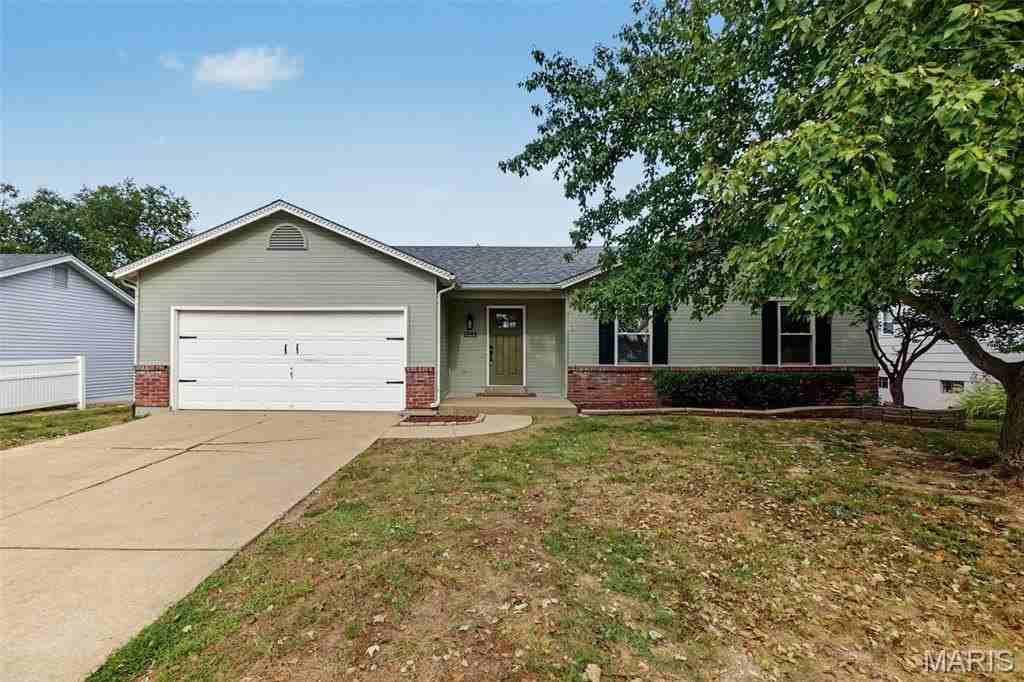 2949 White Stable Dr - Photo 2 of 28