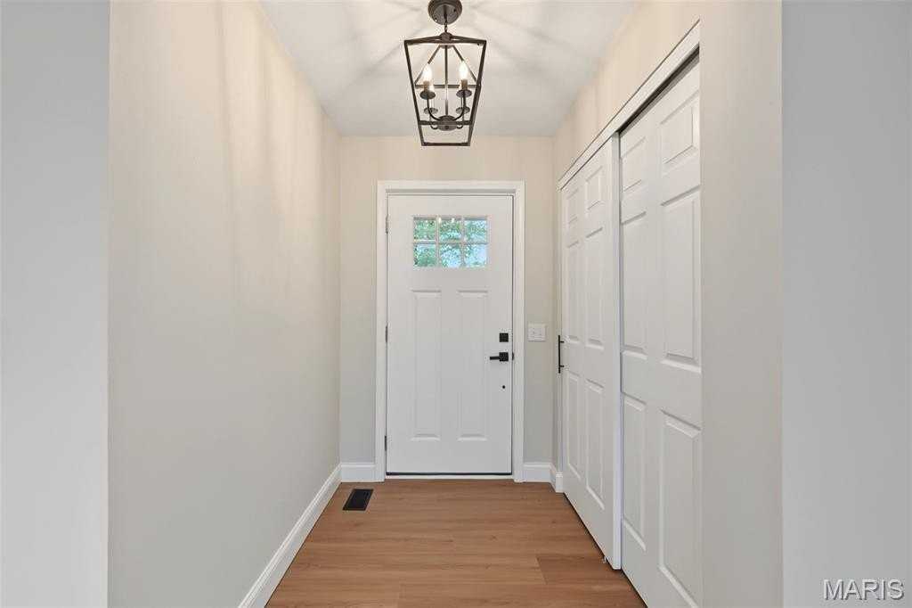 2949 White Stable Dr - Photo 4 of 28