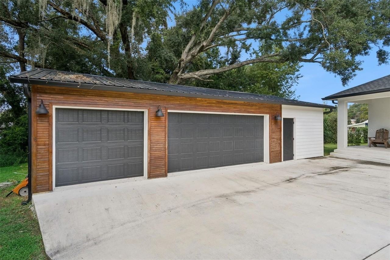 16623 Oklahoma St - Photo 2 of 24